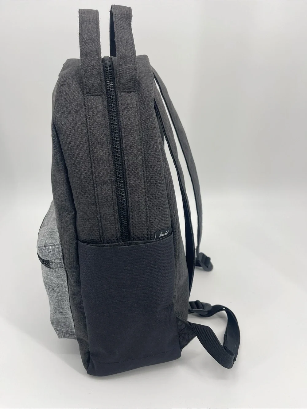Herschel Nova Mid-Volume Two-Tone Charcoal Grey Backpack Trendy Classic Quality